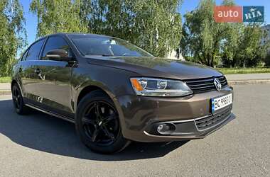 Седан Volkswagen Jetta 2013 в Чернігові