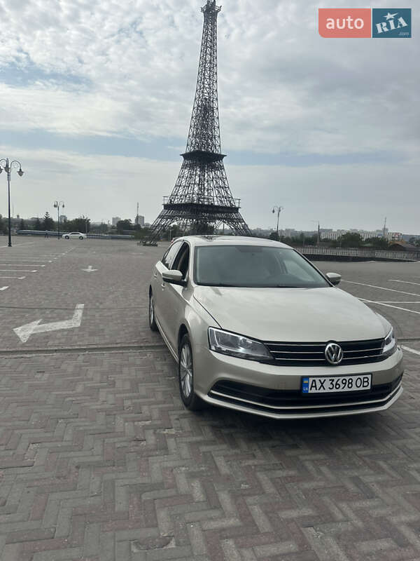 Седан Volkswagen Jetta 2014 в Харькове