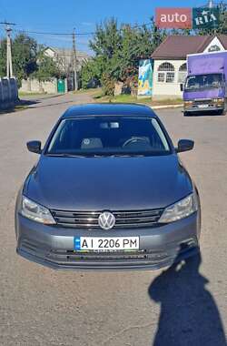 Седан Volkswagen Jetta 2015 в 