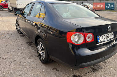 Седан Volkswagen Jetta 2006 в 