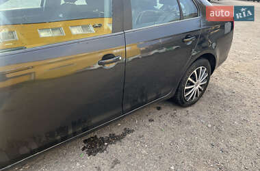 Седан Volkswagen Jetta 2006 в 