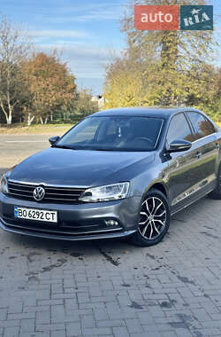 Седан Volkswagen Jetta 2016 в Красилові