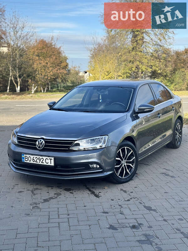 Седан Volkswagen Jetta 2016 в Красилові