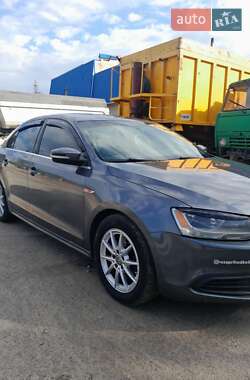 Седан Volkswagen Jetta 2013 в Киеве