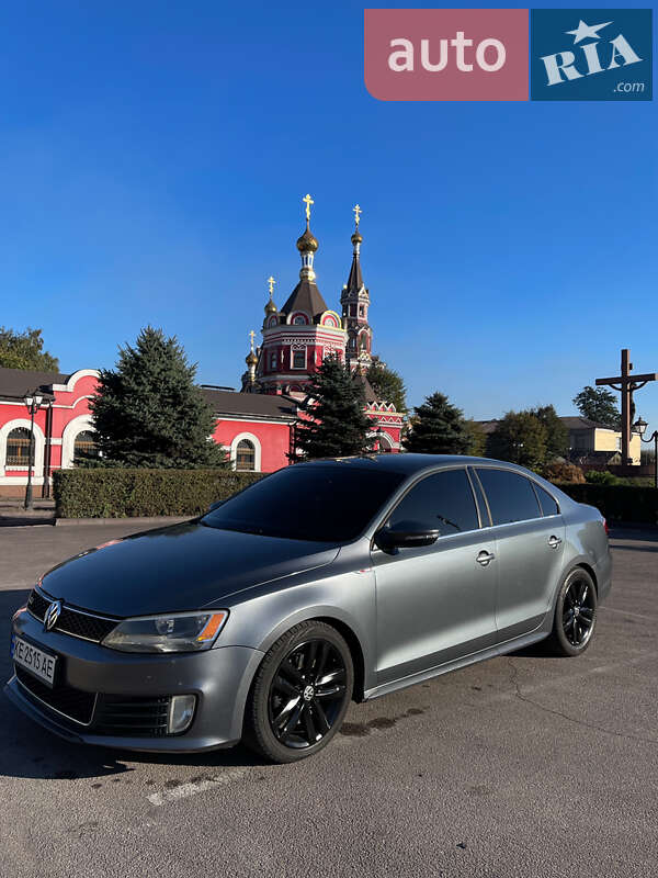 Седан Volkswagen Jetta 2011 в Каменском