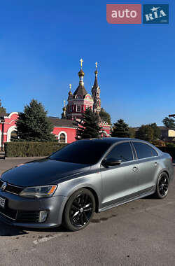 Седан Volkswagen Jetta 2011 в Каменском