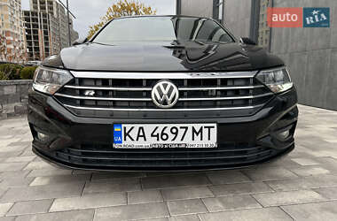 Седан Volkswagen Jetta 2020 в Києві