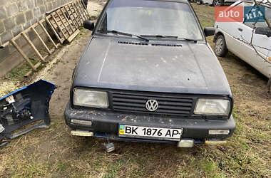 Седан Volkswagen Jetta 1989 в Радивиліві