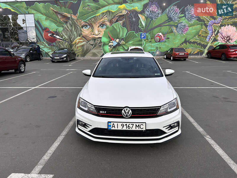 Седан Volkswagen Jetta 2016 в Киеве фото 4 Седан Volkswagen Jetta 2016 в Киеве