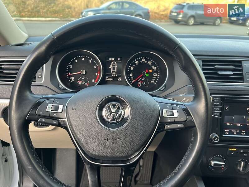 Седан Volkswagen Jetta 2017 в Полтаве