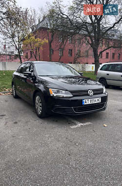 Седан Volkswagen Jetta 2013 в Івано-Франківську