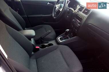 Седан Volkswagen Jetta 2014 в Харькове