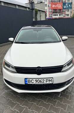 Седан Volkswagen Jetta 2011 в Львові