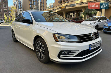 Седан Volkswagen Jetta 2017 в Киеве