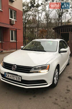 Седан Volkswagen Jetta 2015 в Киеве