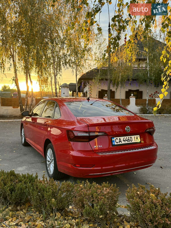 Седан Volkswagen Jetta 2019 в Черкассах