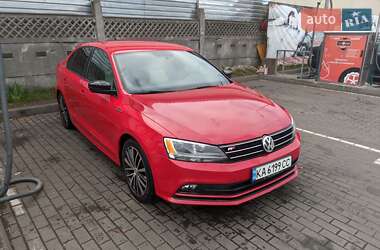 Седан Volkswagen Jetta 2016 в Киеве