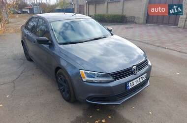 Седан Volkswagen Jetta 2013 в Люботине