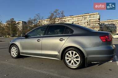 Седан Volkswagen Jetta 2013 в Киеве