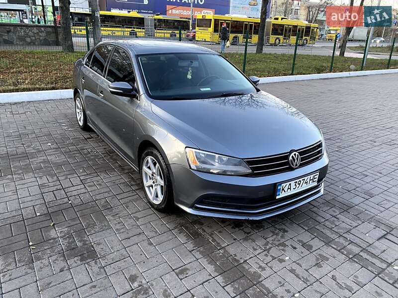 Седан Volkswagen Jetta 2014 в Киеве