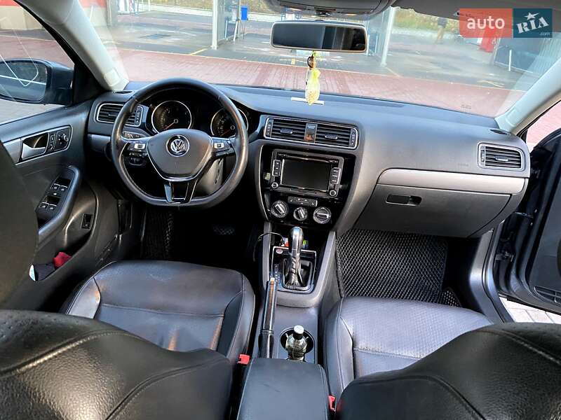 Седан Volkswagen Jetta 2014 в Киеве