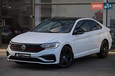 Седан Volkswagen Jetta 2019 в Харькове