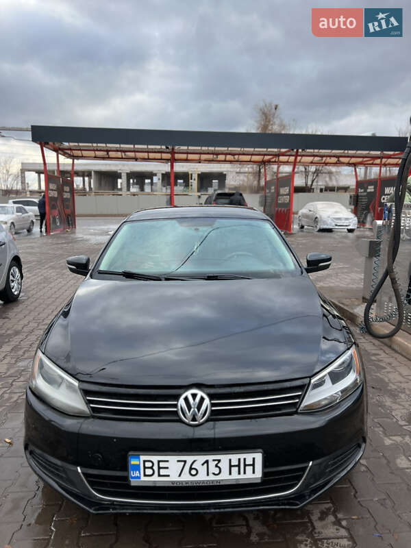 Седан Volkswagen Jetta 2011 в Кривом Роге