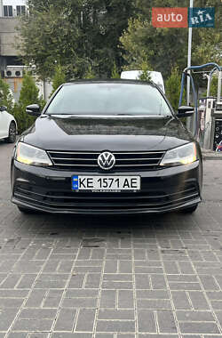 Седан Volkswagen Jetta 2014 в Днепре