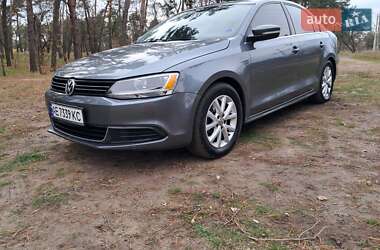 Седан Volkswagen Jetta 2013 в Днепре