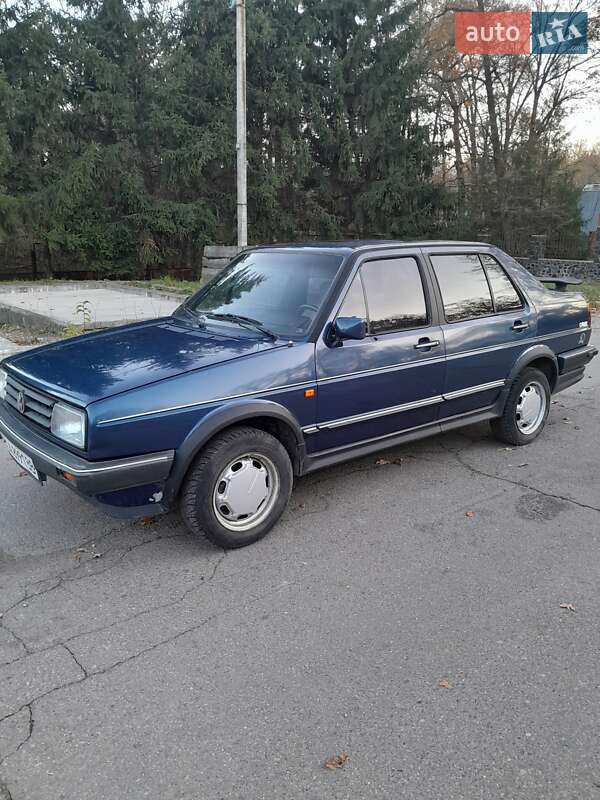 Седан Volkswagen Jetta 1987 в Черкассах