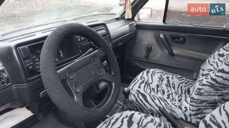 Седан Volkswagen Jetta 1986 в Шишаки