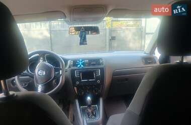 Седан Volkswagen Jetta 2016 в Сумах