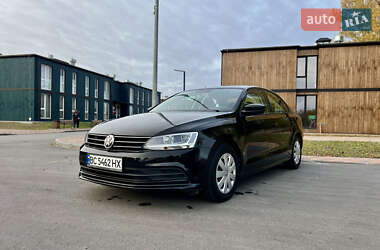 Седан Volkswagen Jetta 2016 в Чернігові