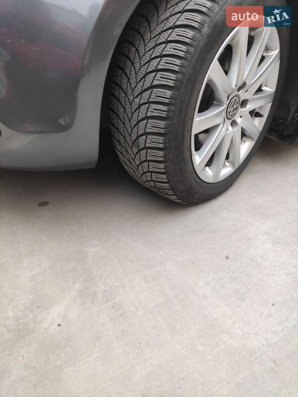 Седан Volkswagen Jetta 2012 в Львове
