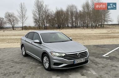 Седан Volkswagen Jetta 2019 в Черкассах