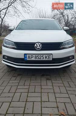 Седан Volkswagen Jetta 2016 в Запоріжжі