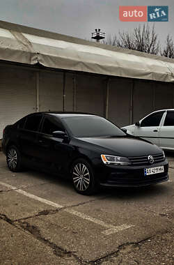 Седан Volkswagen Jetta 2015 в Харкові