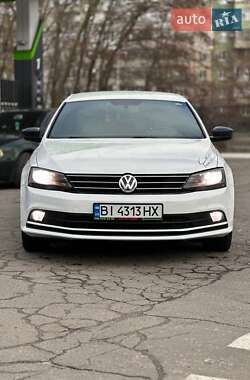 Седан Volkswagen Jetta 2015 в Полтаві