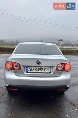 Седан Volkswagen Jetta 2010 в Береговому