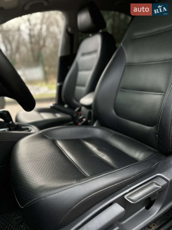 Седан Volkswagen Jetta 2015 в Києві
