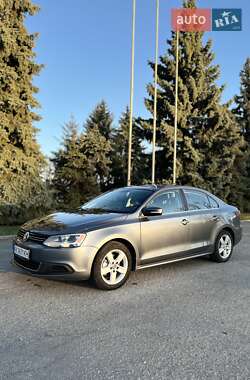 Седан Volkswagen Jetta 2014 в Лозовій