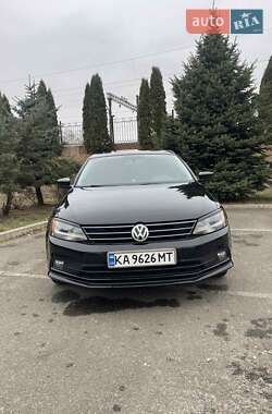 Седан Volkswagen Jetta 2015 в Кривом Роге