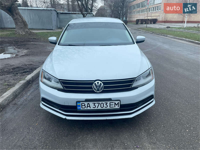 Седан Volkswagen Jetta 2017 в Кропивницком