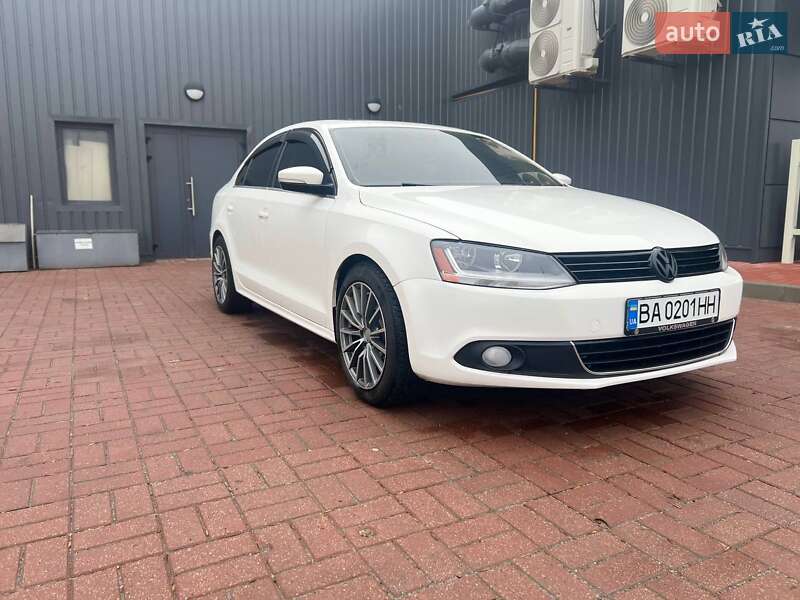 Седан Volkswagen Jetta 2013 в Знаменке