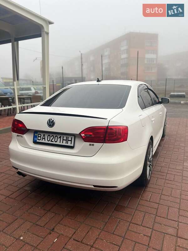 Седан Volkswagen Jetta 2013 в Знаменке