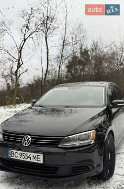 Седан Volkswagen Jetta 2011 в Львові