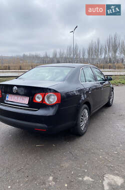 Седан Volkswagen Jetta 2006 в Кривому Розі