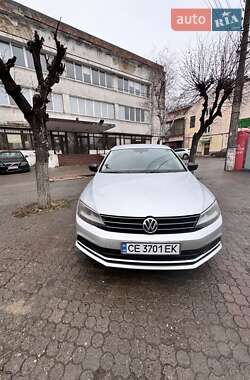 Седан Volkswagen Jetta 2015 в 