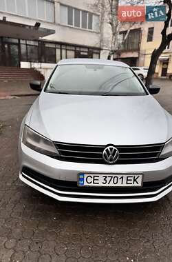 Седан Volkswagen Jetta 2015 в 
