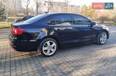 Седан Volkswagen Jetta 2014 в Львове